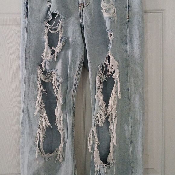Aeropostale 90's Baggy super distressed jeans rocker, holes galore  Sz 8 NWOT - Picture 3 of 9